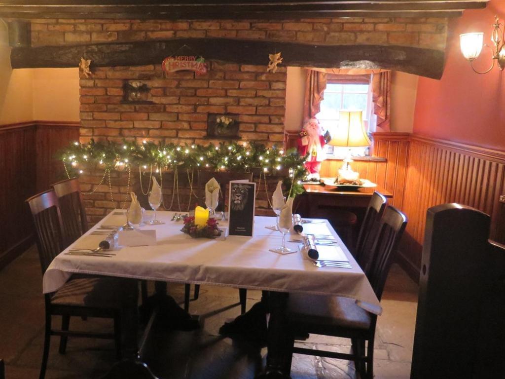 Hotel The Red Lion York Esterno foto